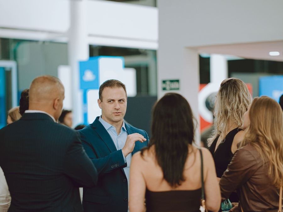 Roda de conversa entre convidados